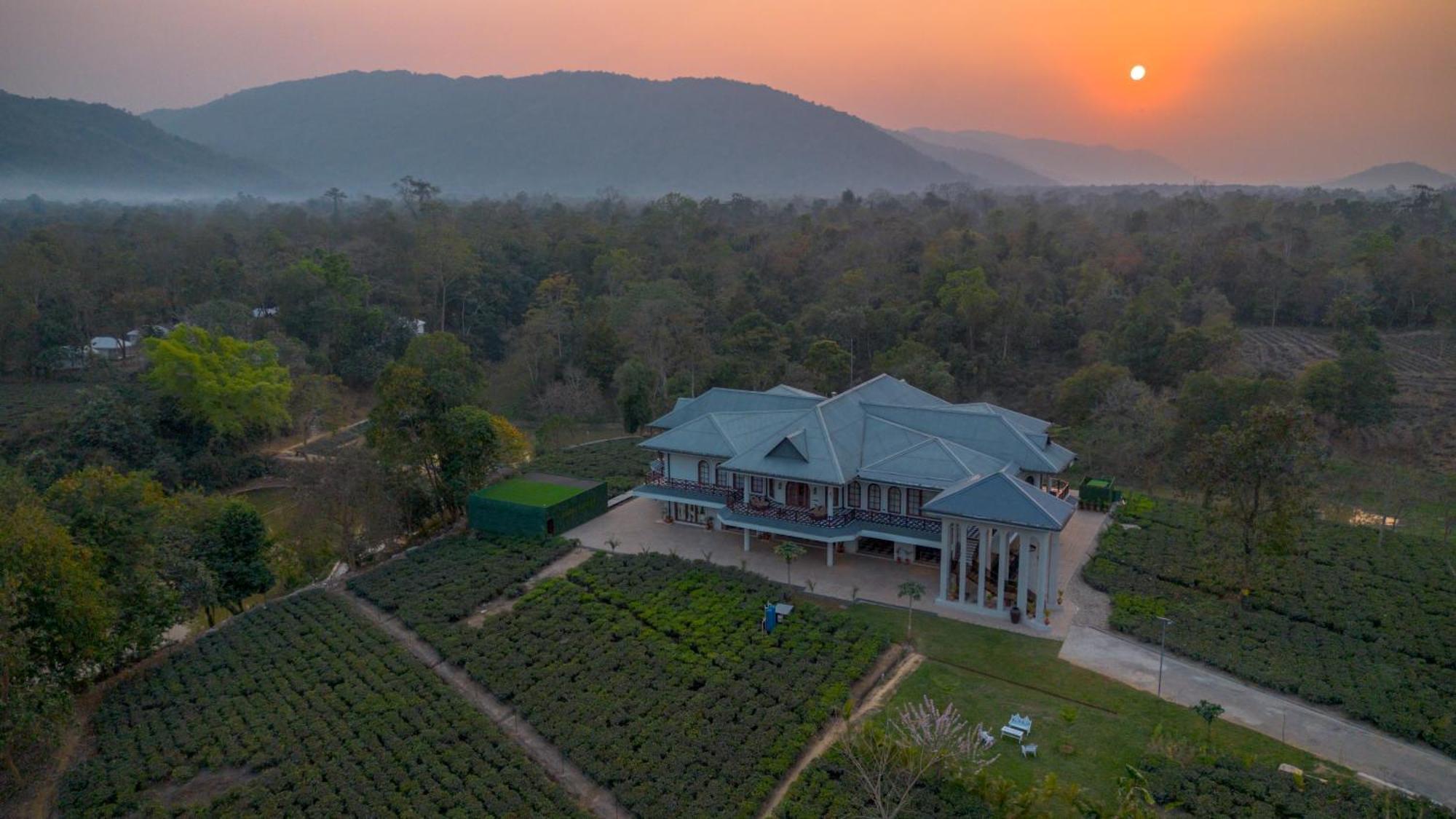 Vaani Greens Wildlife Resort, Kaziranga Kuthari Экстерьер фото